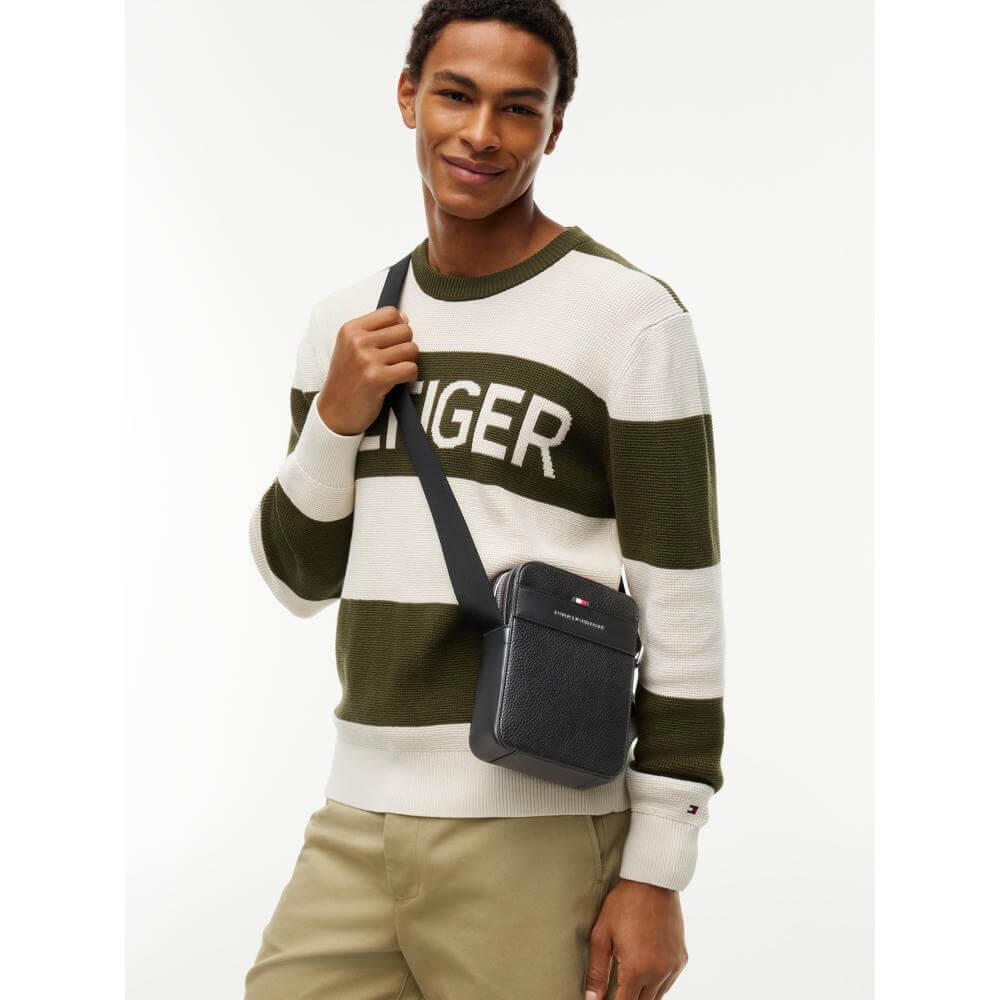 Tommy Hilfiger Central Mini Reporter Bag